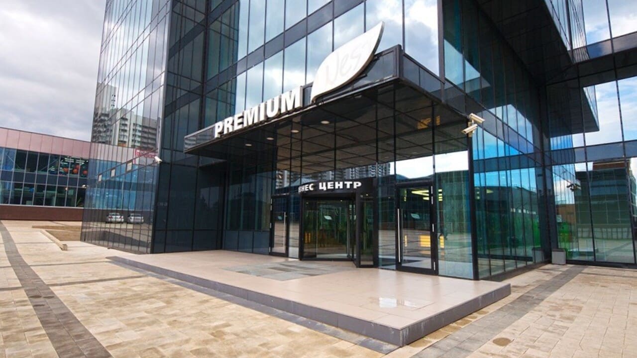 Снять офис 229 кв.м. в бизнес-центре Premium West